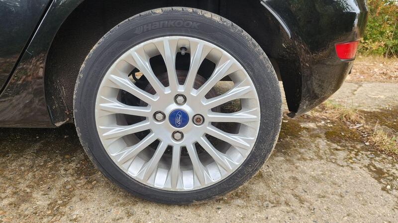 2012 Ford Fiesta — photo 50
