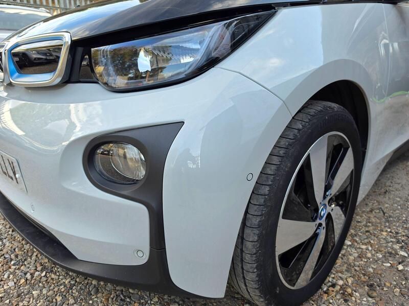 BMW i3 33kWh Auto Euro 6 (s/s) 5dr (Range Extender) thumbnail 11