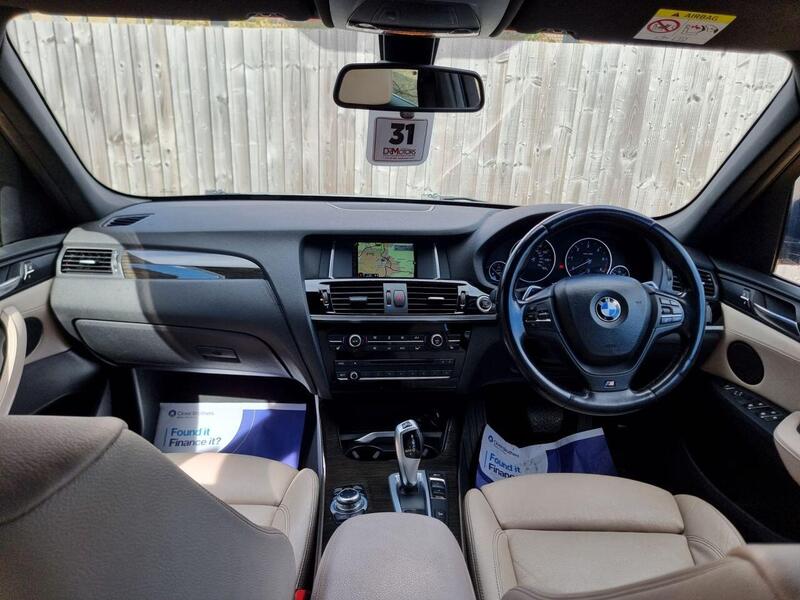 BMW X3 view 5
