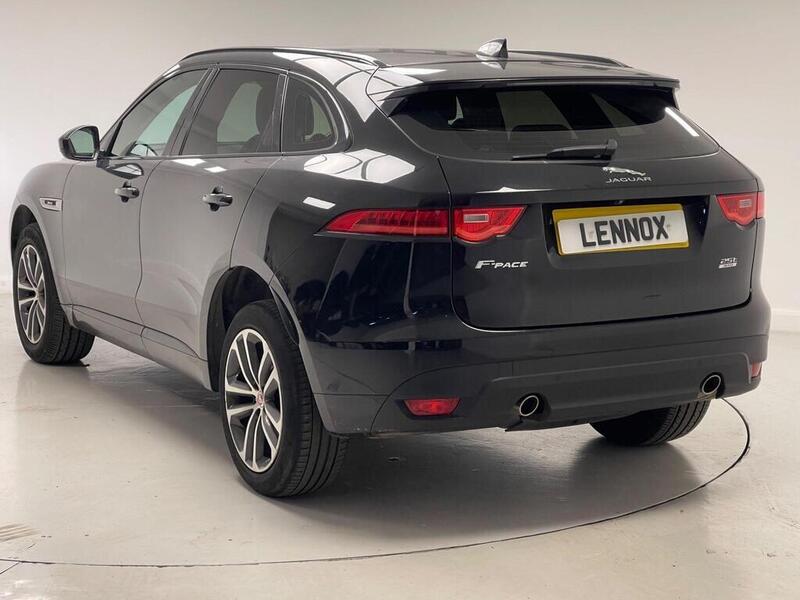 Jaguar F-Pace view 4