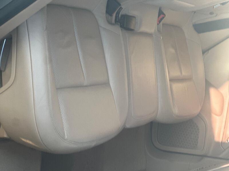 Porsche Cayenne view 43
