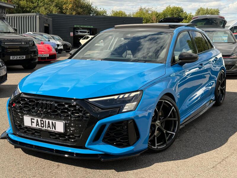 Audi RS3 view 3