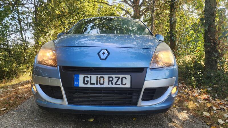 2010 Renault Scenic — photo 3