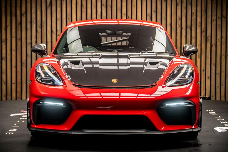 Porsche 718 Cayman view 5