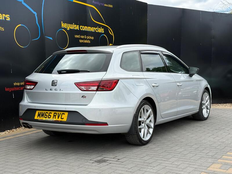 SEAT Leon view 5