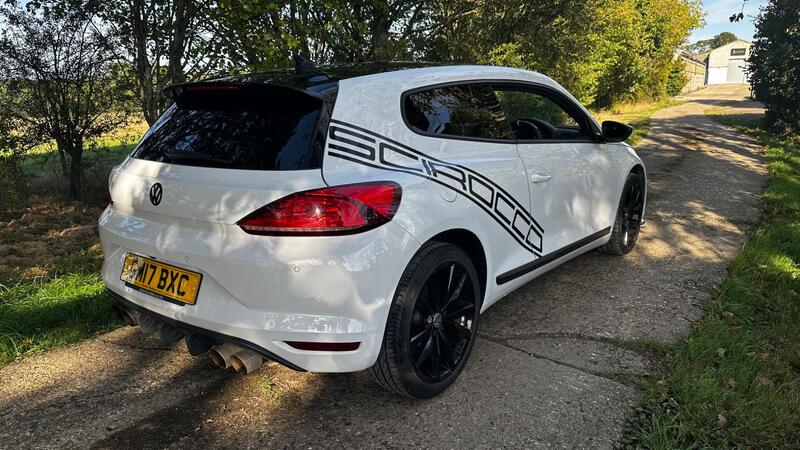 2017 Volkswagen Scirocco — photo 11
