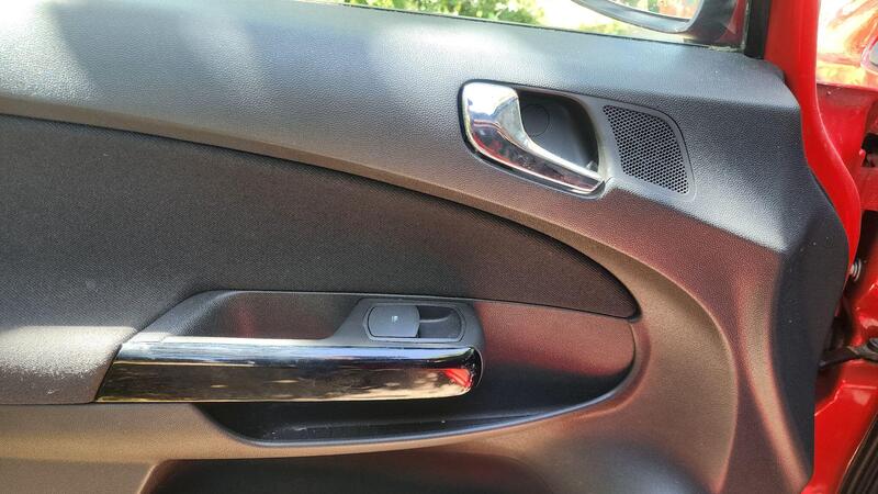 2013 Vauxhall Corsa — photo 34