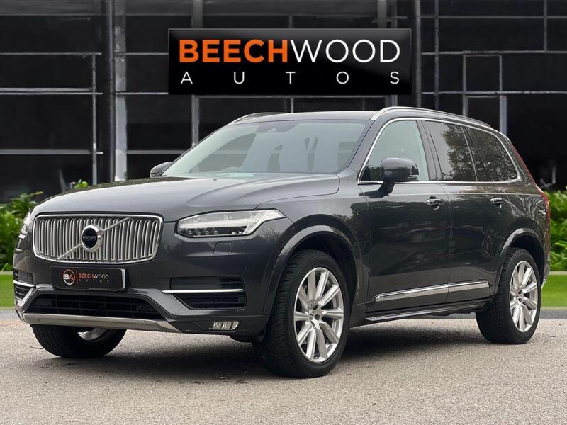 Volvo XC90 view 2