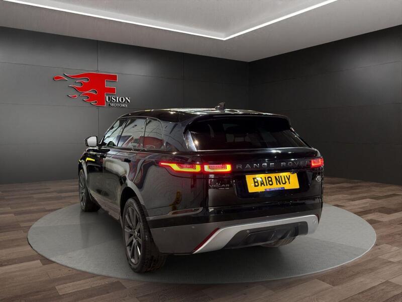Land Rover Range Rover Velar view 6