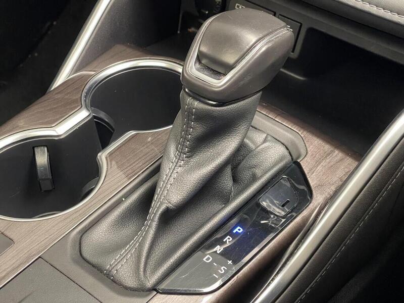 Toyota Highlander view 6