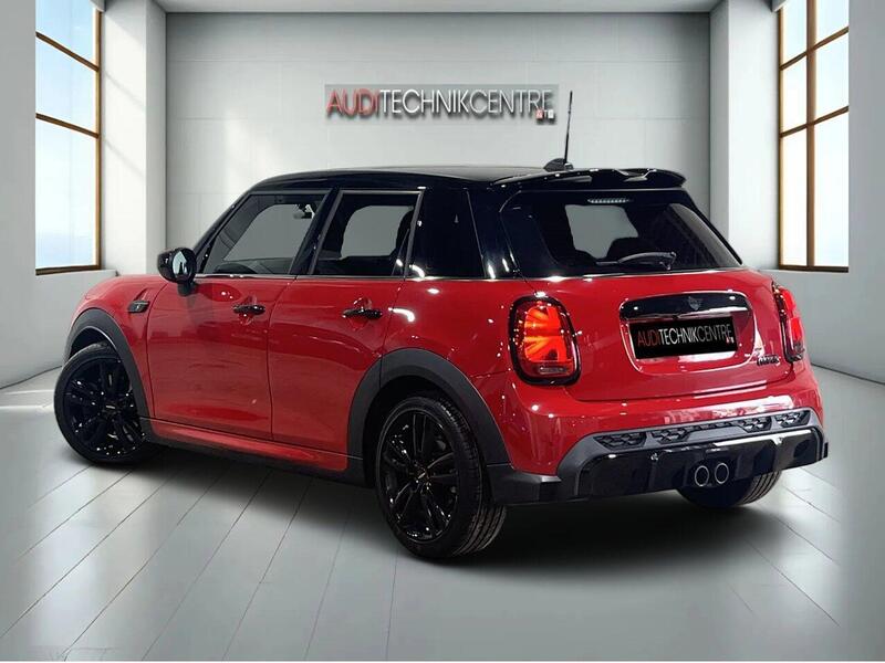 Mini Cooper view 2