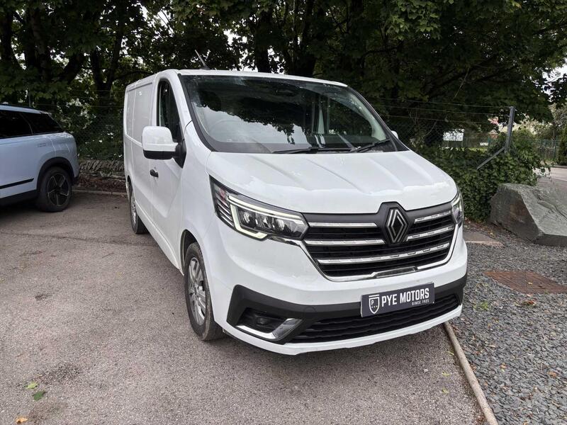 Renault Trafic 2.0 dCi Blue SL30 Extra Panel Van 5dr Diesel Manual L1 H1 Euro 6 (s/s) (150 ps)