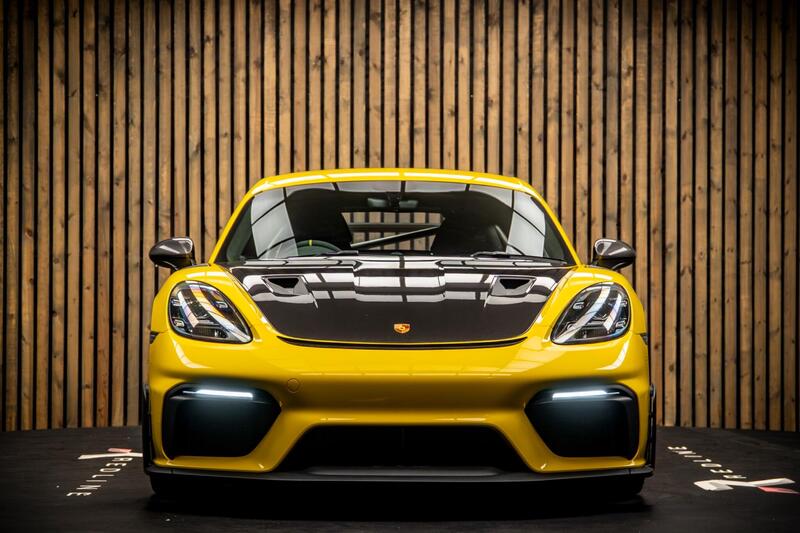 Porsche Cayman view 5