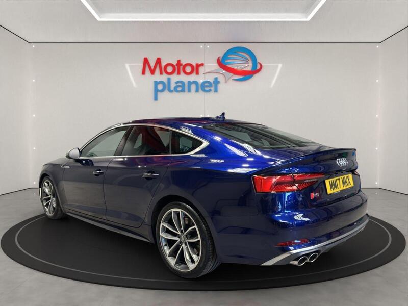 Audi S5 view 6