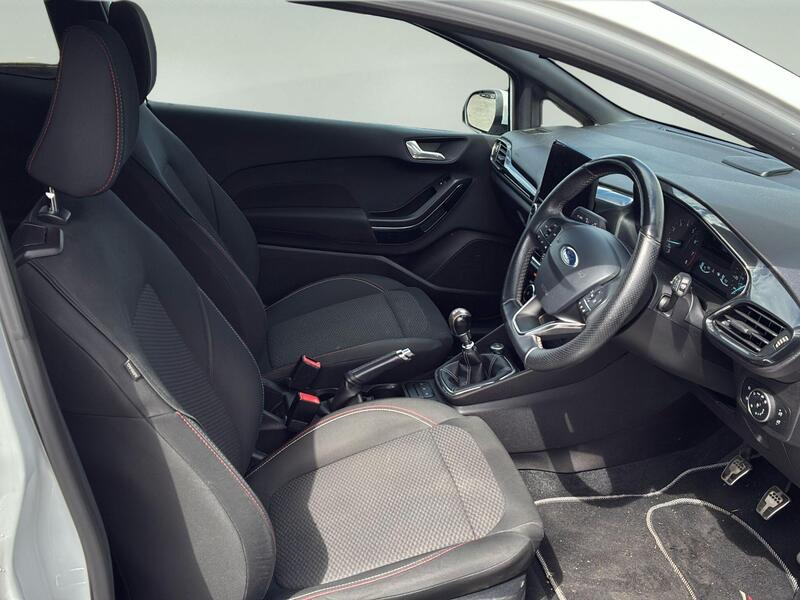 Ford Fiesta view 5