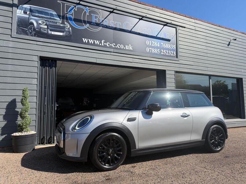 Mini Cooper view 5