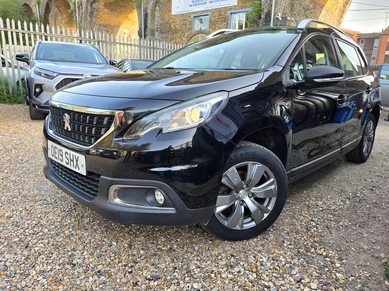 Peugeot 2008 1.2 PureTech Active Euro 6 (s/s) 5dr thumbnail 4