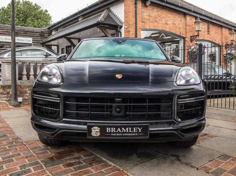 Porsche Cayenne view 5