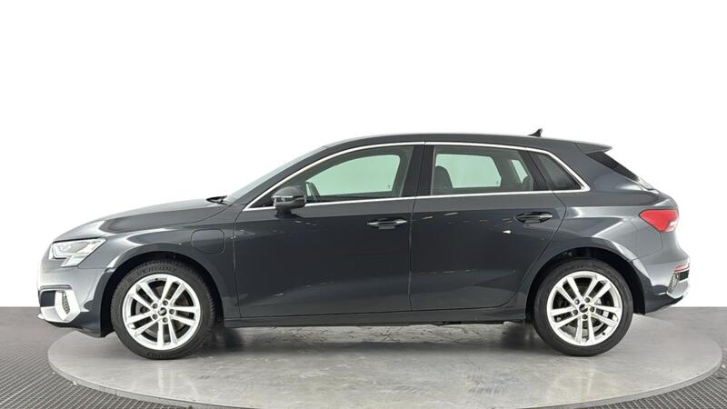 Audi A3 view 7