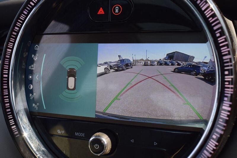 Mini Electric Hatch view 5