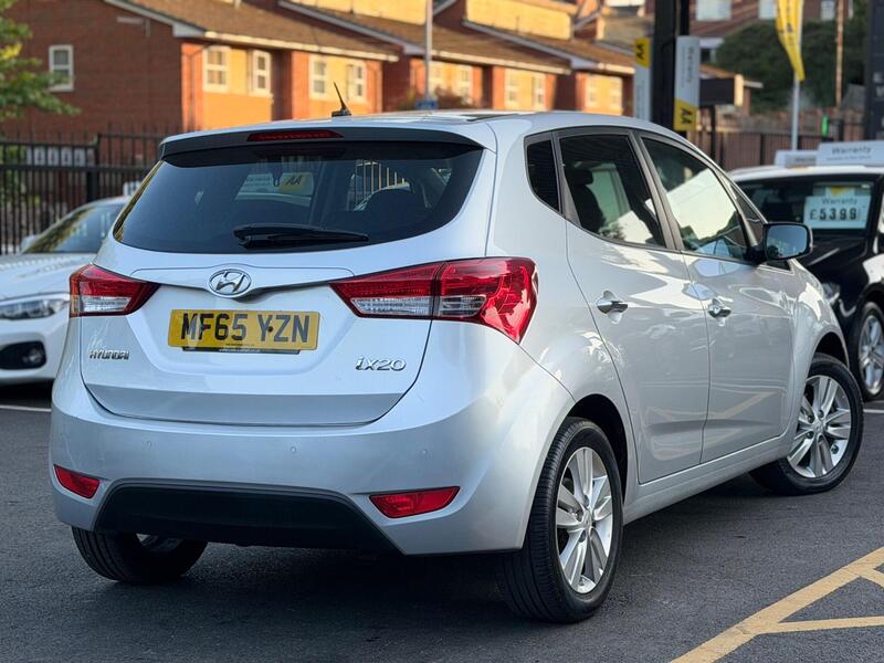 Hyundai Ix20 view 2