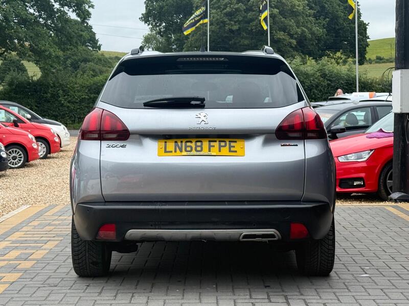 Peugeot 2008 view 4