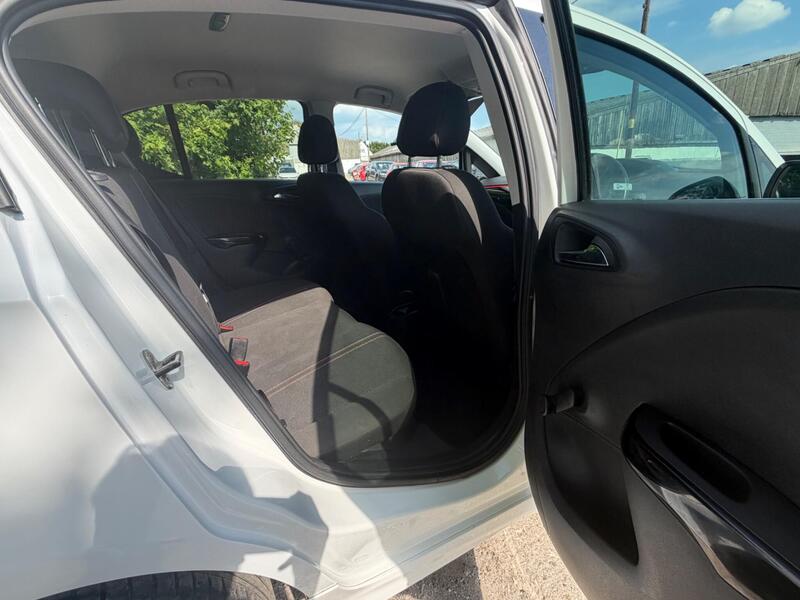 2018 Vauxhall Corsa — photo 13