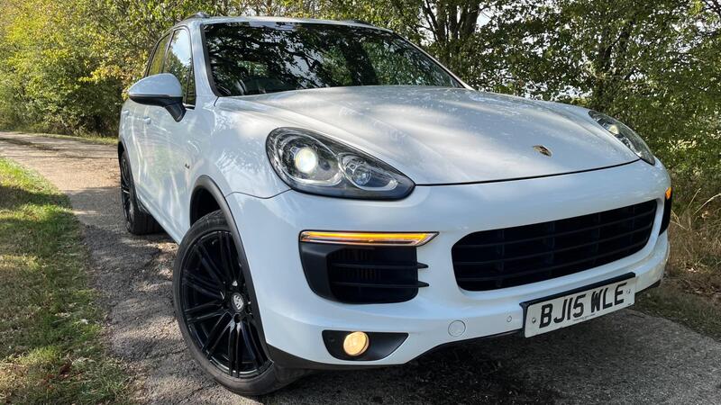 2015 Porsche Cayenne — photo 20