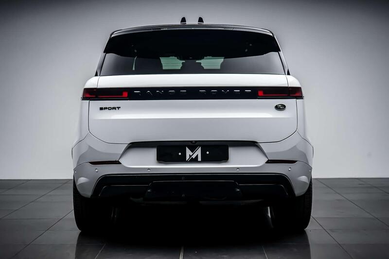Land Rover Range Rover Sport view 4