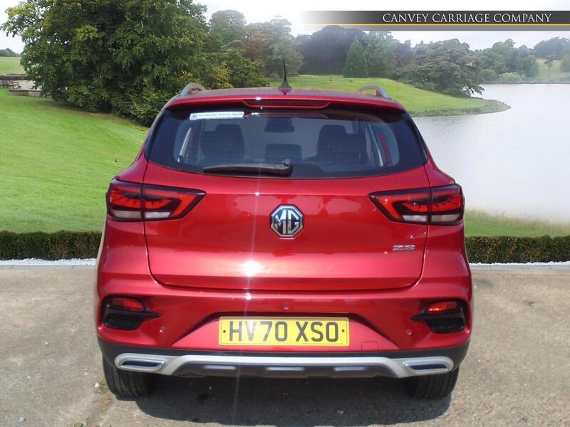MG ZS view 7