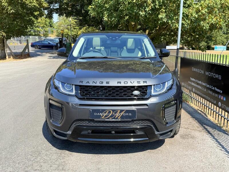 Land Rover Range Rover Evoque view 2