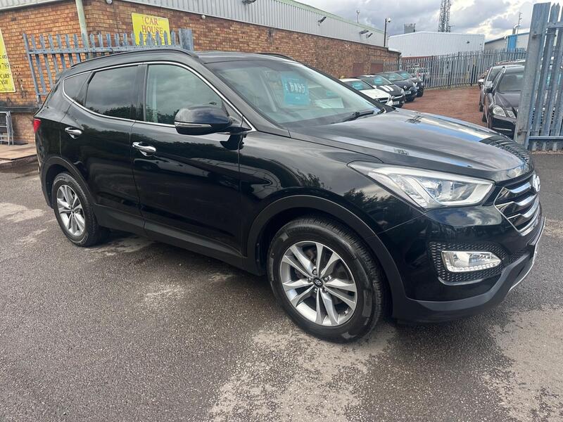 2016 Hyundai Santa Fe in Black for sale