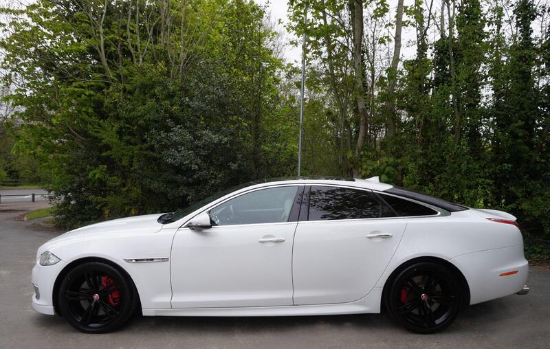 Jaguar XJR view 2