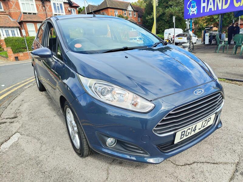 Ford Fiesta — photo 1