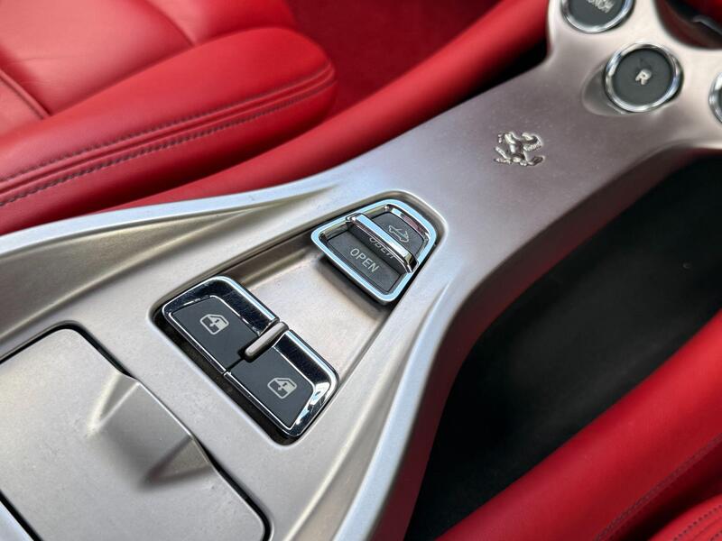 Ferrari California view 35