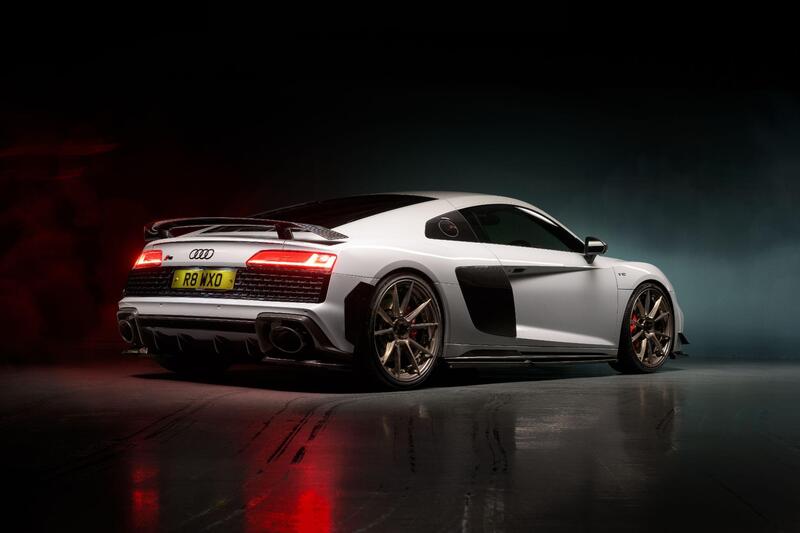 Audi Audi R8 view 3