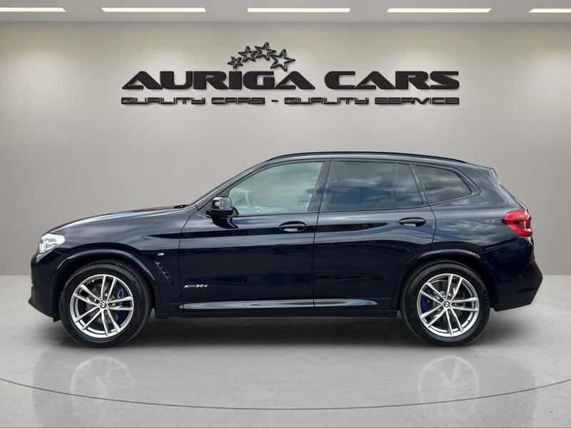 BMW X3 view 5