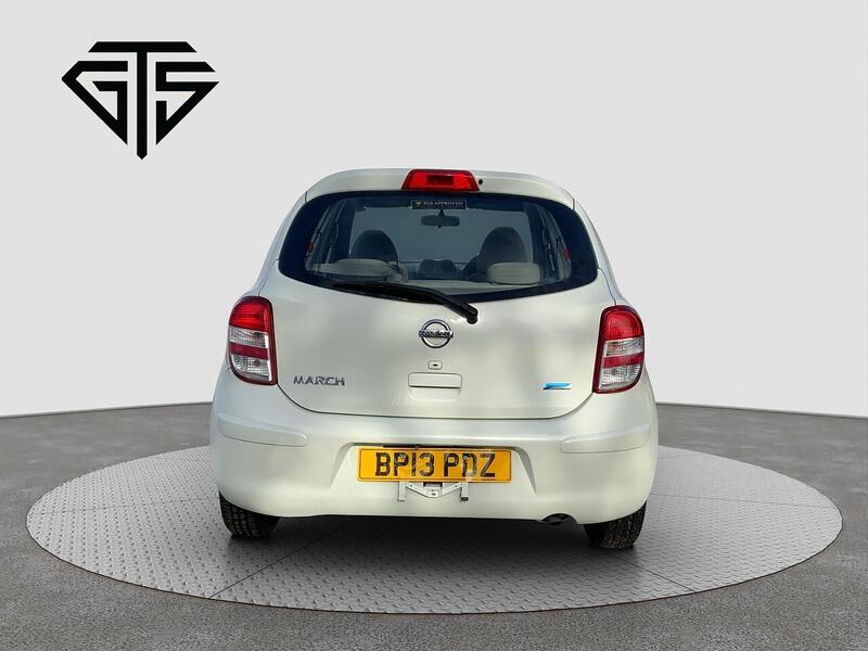 Nissan Micra view 4