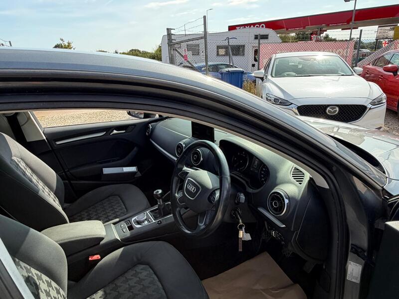 Audi A3 view 4