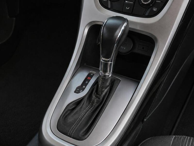 Vauxhall Astra view 4