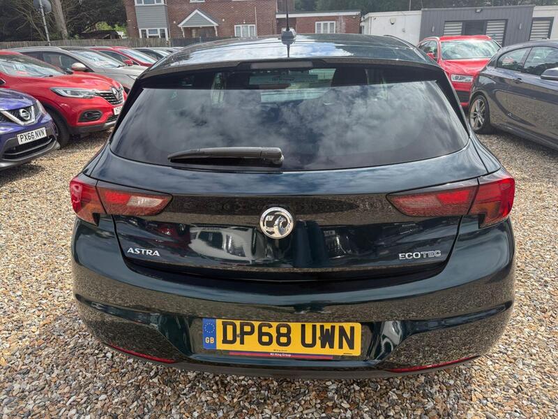 Vauxhall Astra view 6