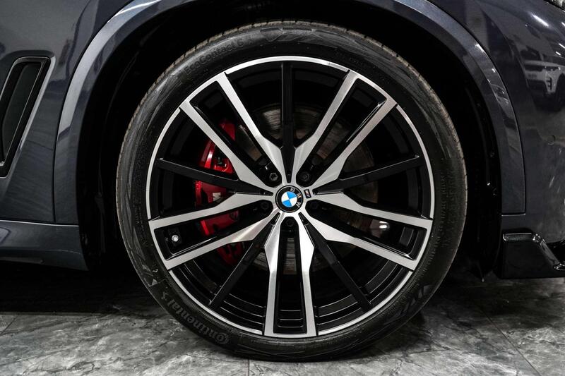 BMW X5 view 7
