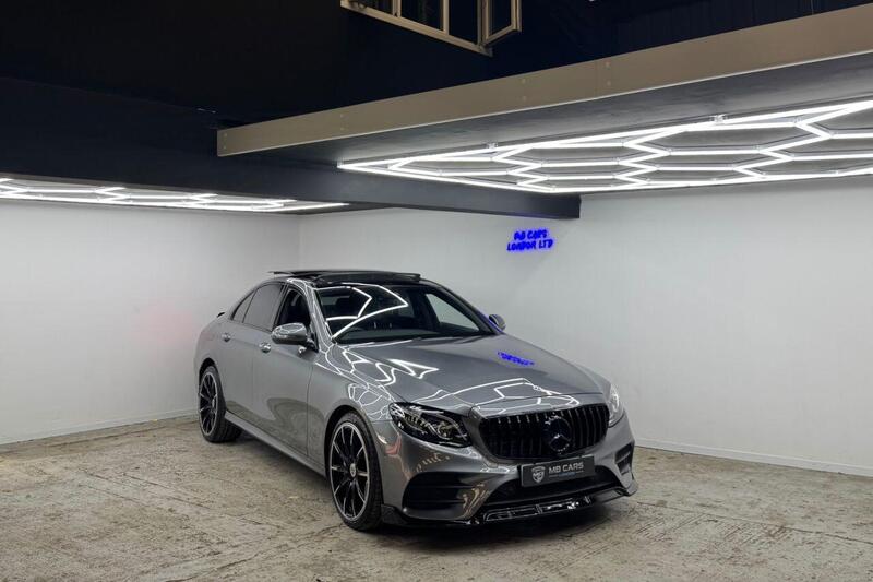 Mercedes-Benz E-Class view 5