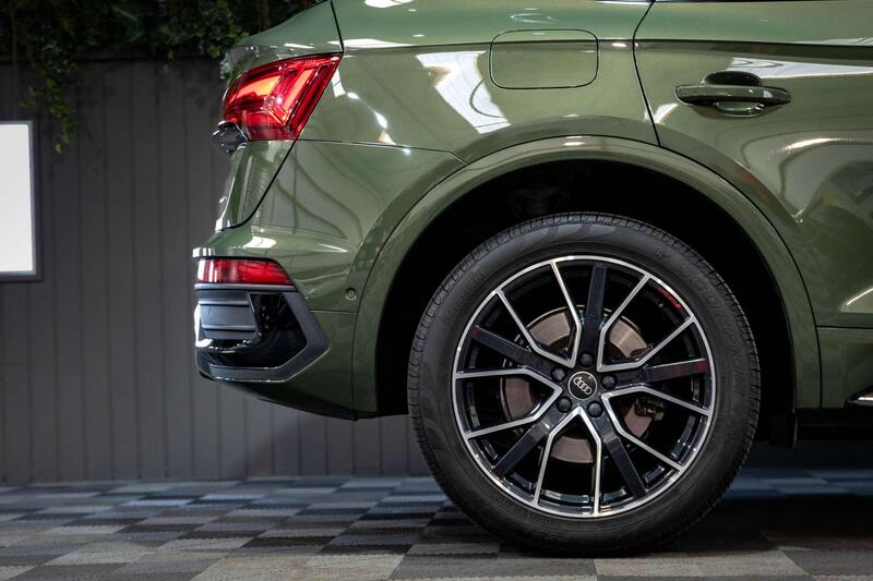 Audi Q5 view 7