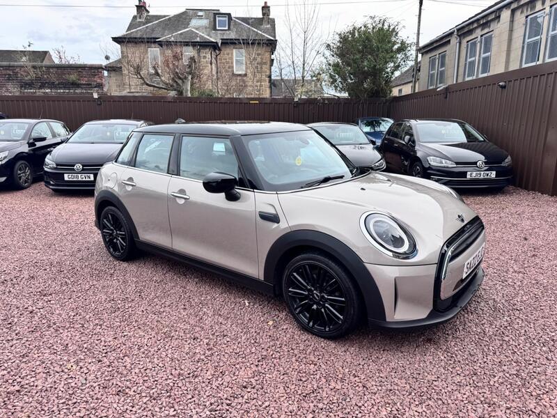 Mini Cooper view 5