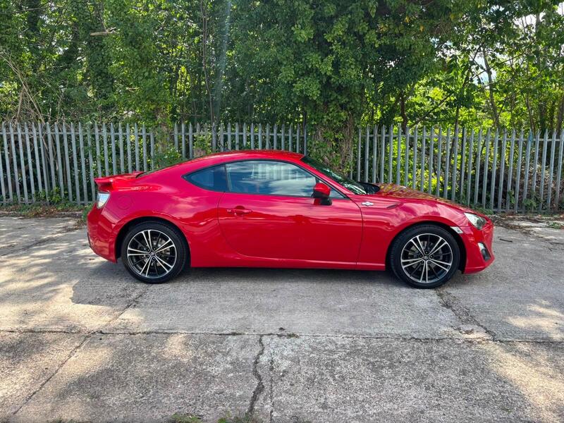 Toyota GT86 view 3