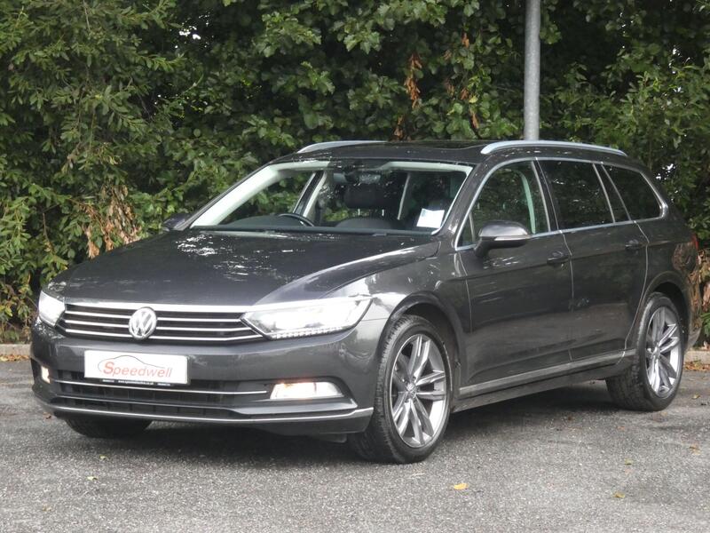 Volkswagen Passat view 5
