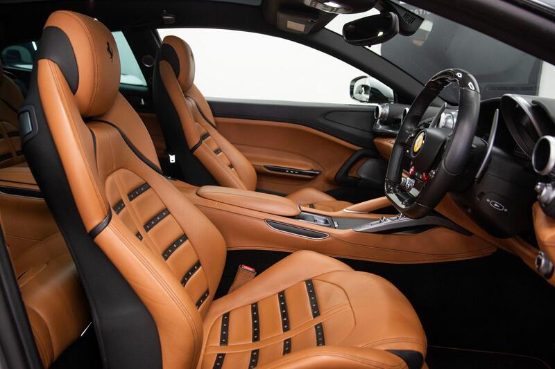 Ferrari Gtc4lusso view 5