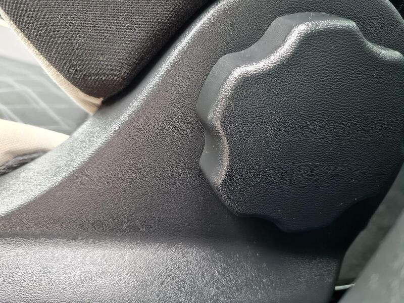 Nissan Micra view 70