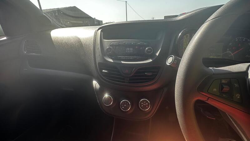 2018 Vauxhall Viva — photo 10